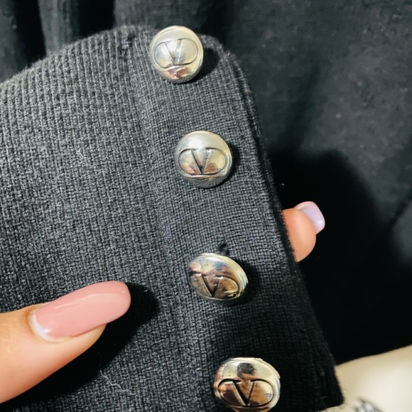 Authenic Valentino winter top - Picture 4 of 5